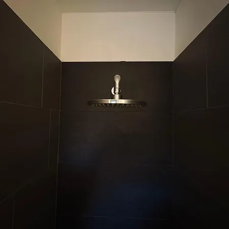 Indipendenza 24 Oda ve Kahvaltı *