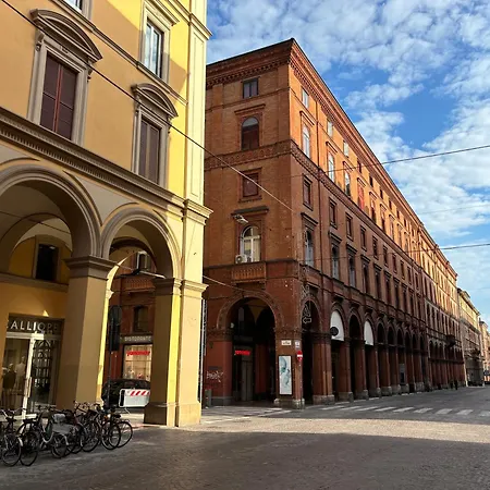 Couette-café Indipendenza 24 Bologne