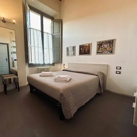 Indipendenza 24 住宿加早餐酒店 4*