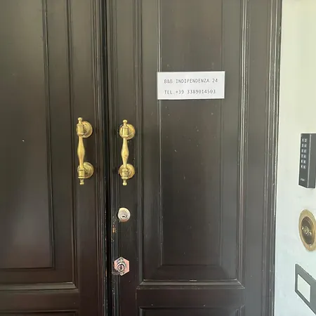 לינה וארוחת בוקר Indipendenza 24 בולוניה