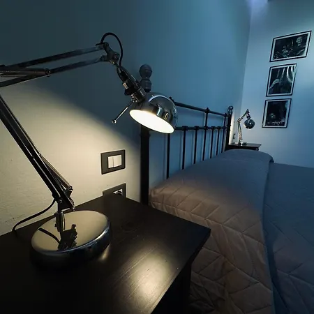 Indipendenza 24 4* בולוניה